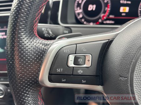 2020 Volkswagen Golf - photo 23