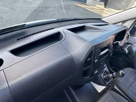 2015 Mercedes-Benz Vito - photo 17