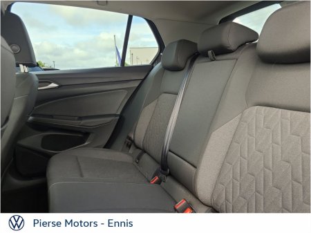 2025 Volkswagen Golf - photo 8