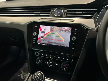 2019 Volkswagen Passat - photo 11