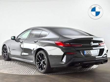 2025 BMW 8-Series - photo 2