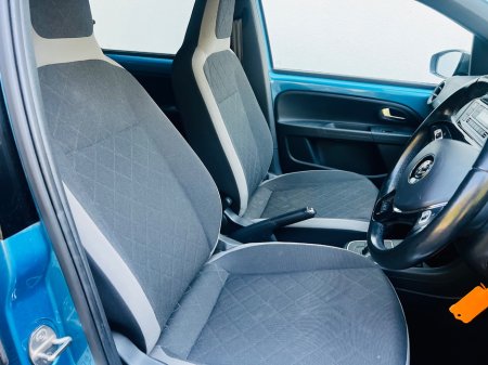 2017 Volkswagen up! - photo 17