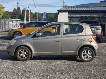 2005 Toyota Yaris - photo 4