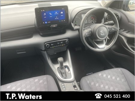 2026 Mazda Mazda2 - photo 2