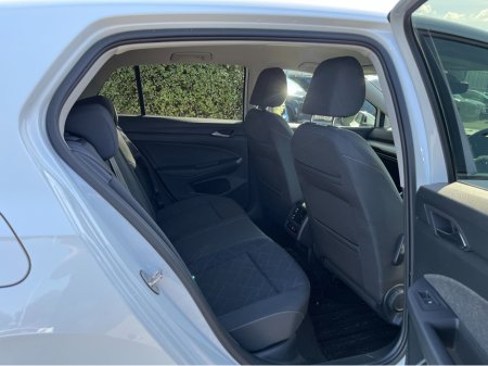 2023 Volkswagen Golf - photo 9