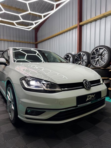 2017 Volkswagen Golf - photo 3