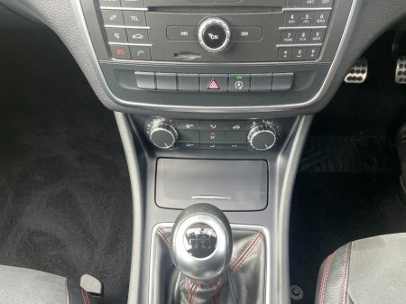 2015 Mercedes-Benz CLA - photo 15