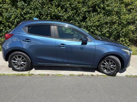 2017 Mazda Demio - photo 5