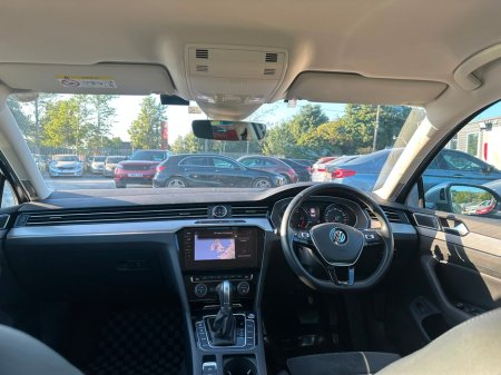 2018 Volkswagen Passat - photo 15