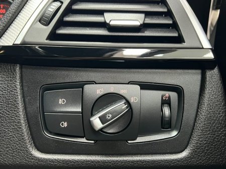 2018 BMW 3-Series - photo 35