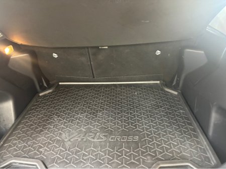 2025 Toyota Yaris Cross - photo 6