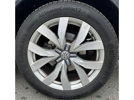 2019 Volkswagen Touareg - photo 15