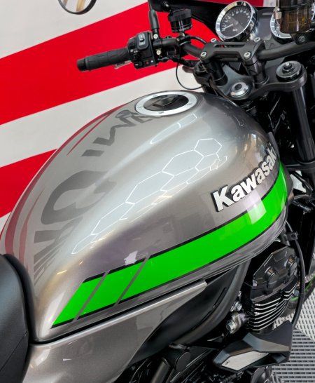 2020 Kawasaki Z 900 RS - photo 14