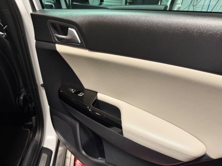 2018 Kia Sportage - photo 16