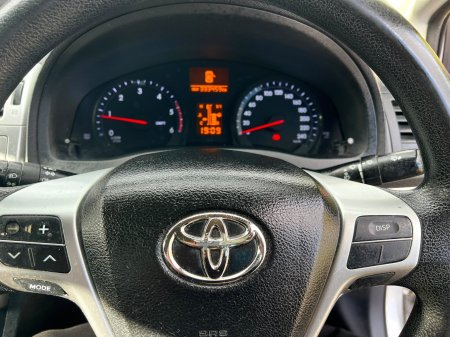 2012 Toyota Avensis - photo 6