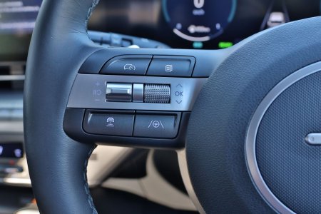2025 Hyundai KONA - photo 11