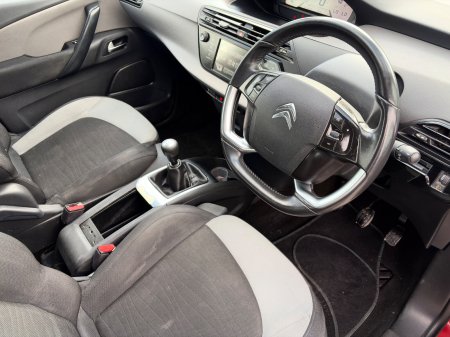 2015 Citroen Grand C4 Picasso - photo 2