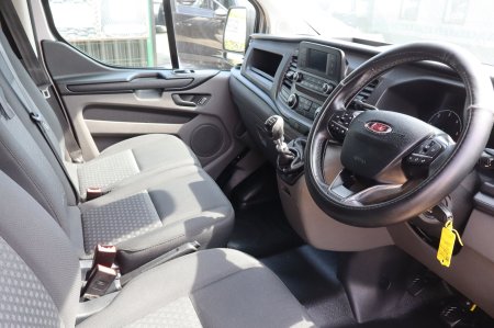 2020 Ford Transit - photo 8
