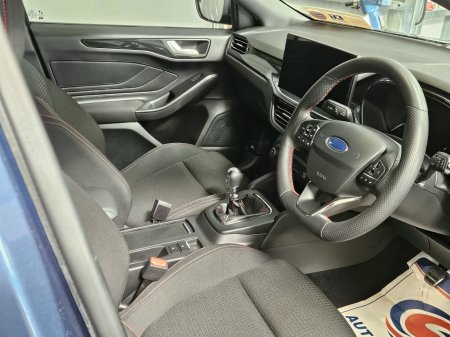 2023 Ford Focus - photo 17