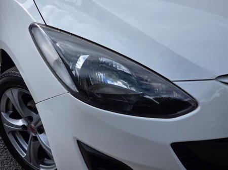 2014 Mazda Demio - photo 6