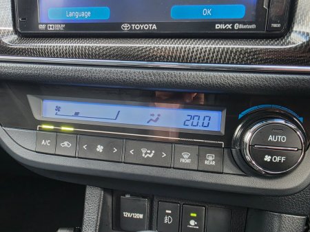 2016 Toyota Corolla - photo 24
