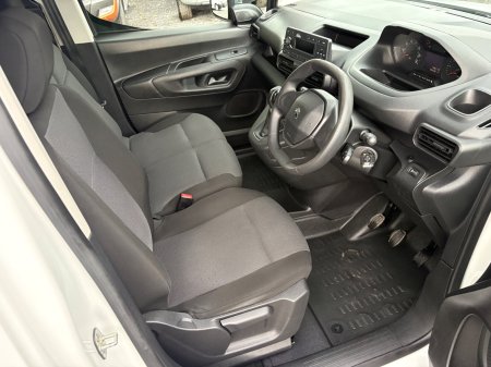 2021 Peugeot Partner - photo 9