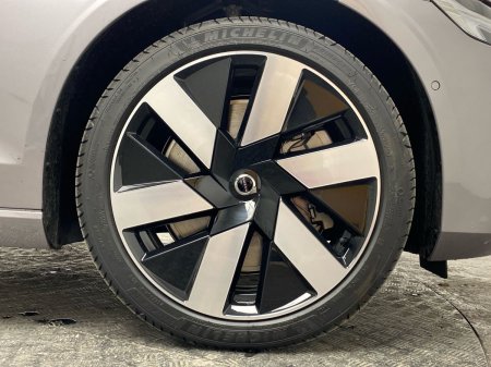 2027 Volvo V60 - photo 6