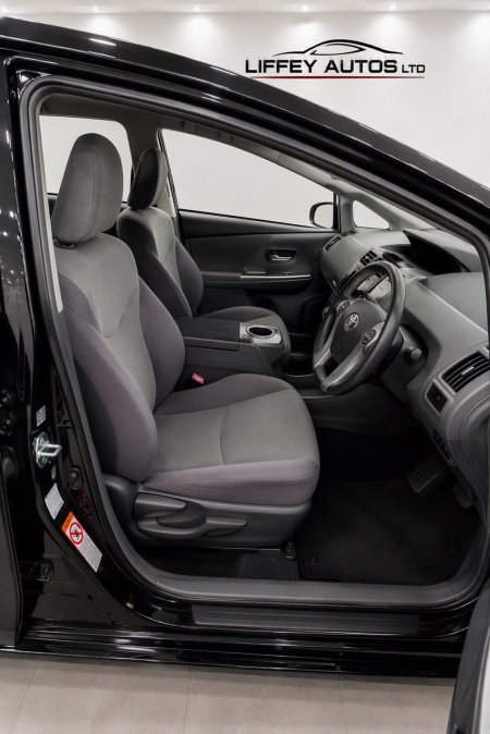2013 Toyota Prius - photo 12