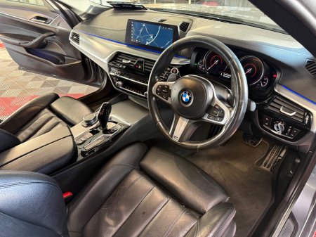 2018 BMW 5-Series - photo 9