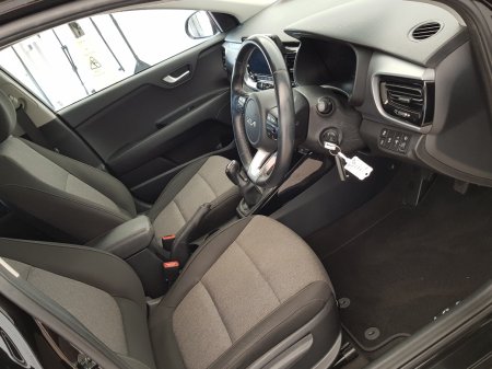 2023 Kia Stonic - photo 7