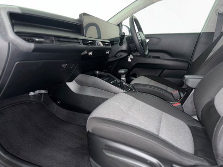 2026 Kia Stonic - photo 3