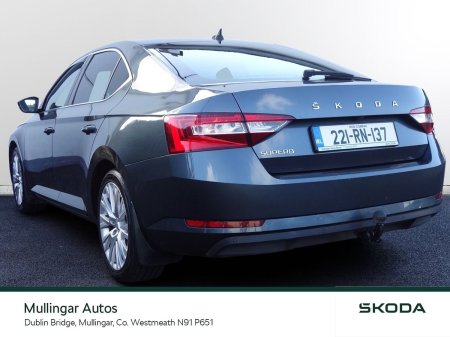 2022 Skoda Superb - photo 3