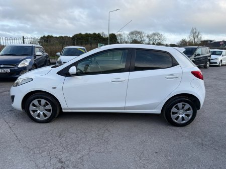 2014 Mazda Demio - photo 9