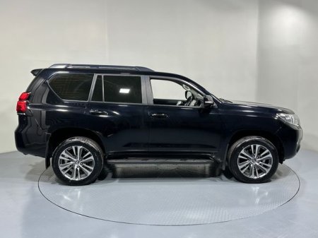 2021 Toyota Land Cruiser - photo 9