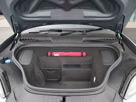 2026 Porsche Macan - photo 12