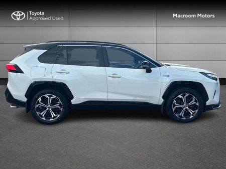 2022 Toyota RAV4 - photo 3
