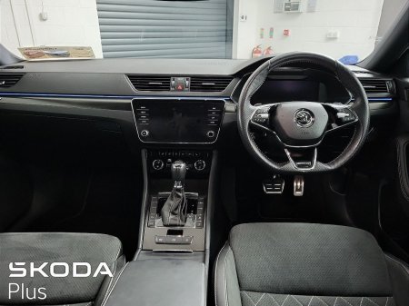 2024 Skoda Superb - photo 2