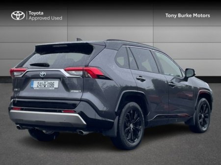 2024 Toyota RAV4 - photo 2