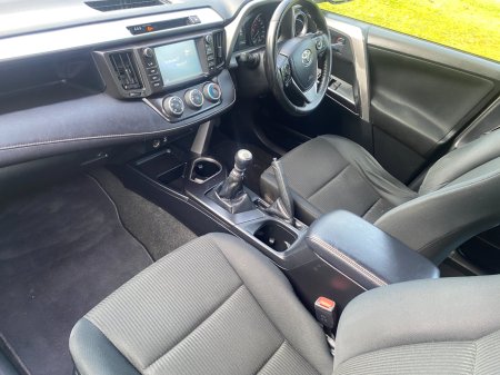 2017 Toyota RAV4 - photo 11