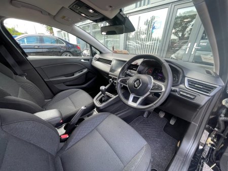 2023 Renault Clio - photo 8