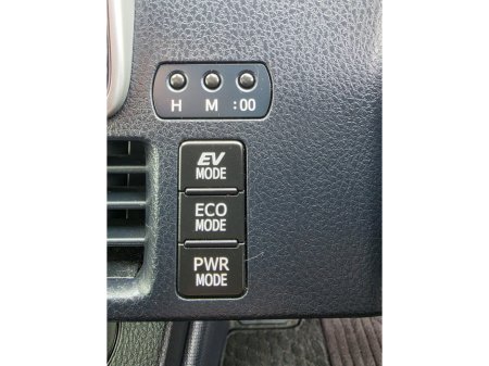 2016 Toyota Voxy - photo 43