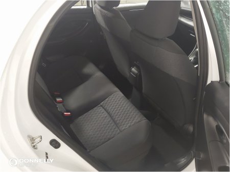 2023 Toyota Yaris - photo 13