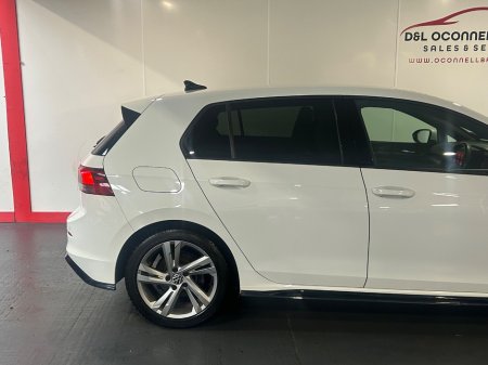 2022 Volkswagen Golf - photo 8