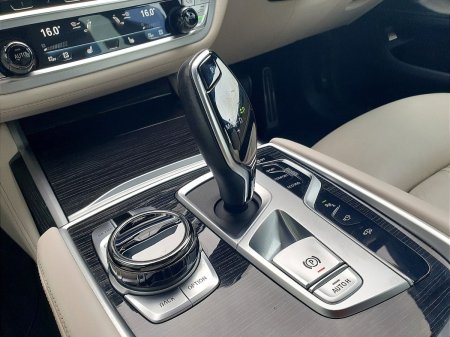 2020 BMW 7-Series - photo 10