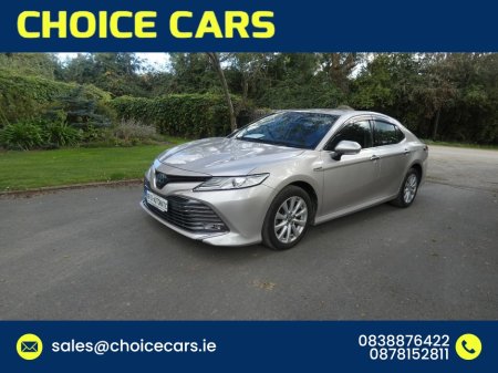 2018 Toyota Camry - photo 2