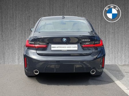 2023 BMW 3-Series - photo 15