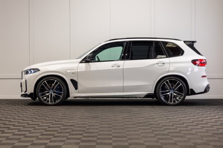 2025 BMW X5 - photo 3
