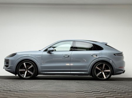 2025 Porsche Cayenne - photo 4