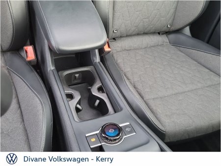 2025 Volkswagen Tiguan - photo 23