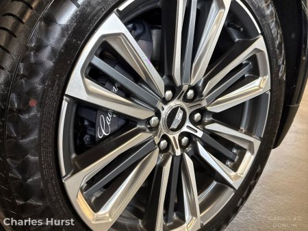 2026 Cadillac Lyriq - photo 6
